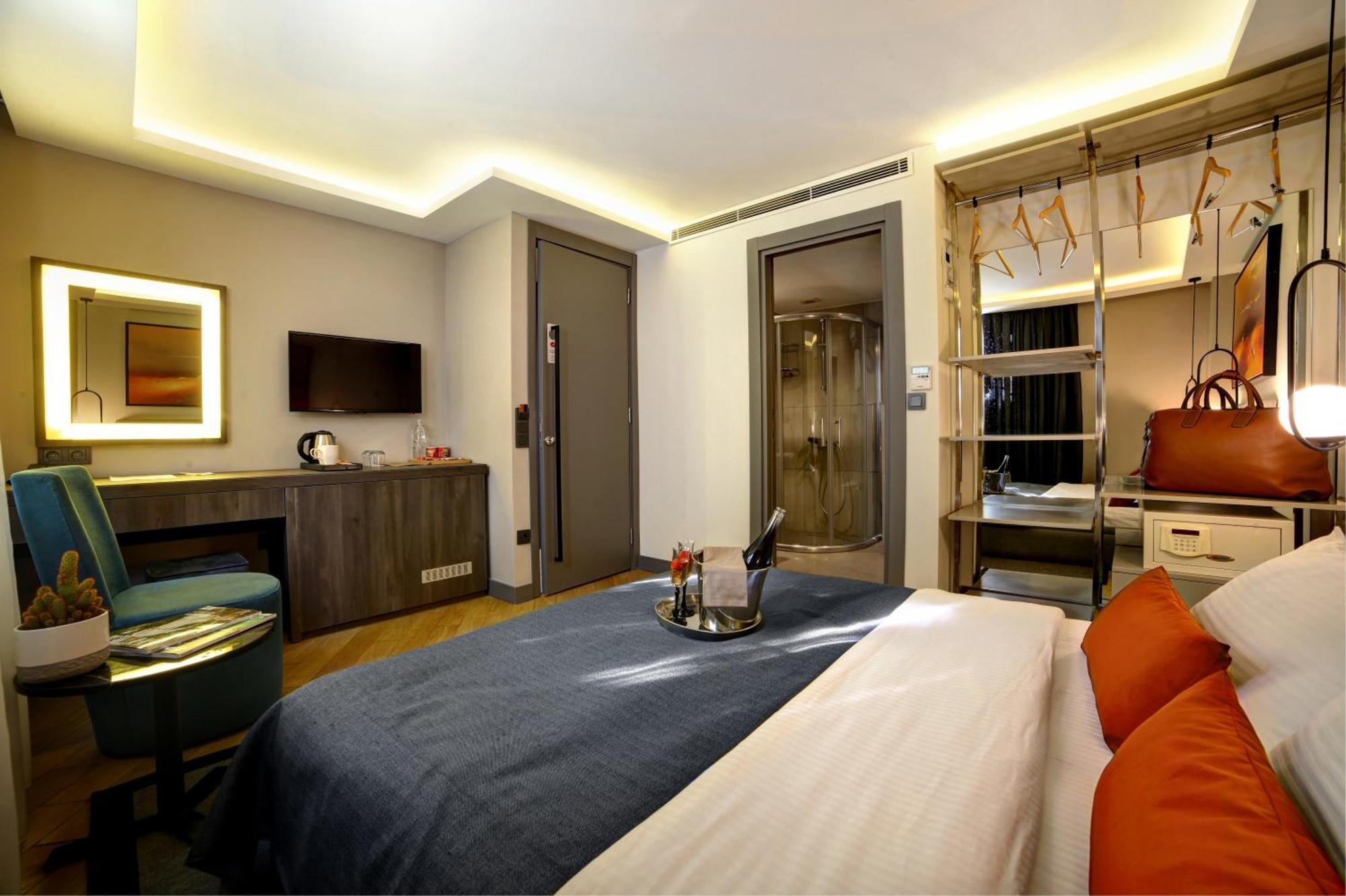 The Capital Suites Истанбул Екстериор снимка
