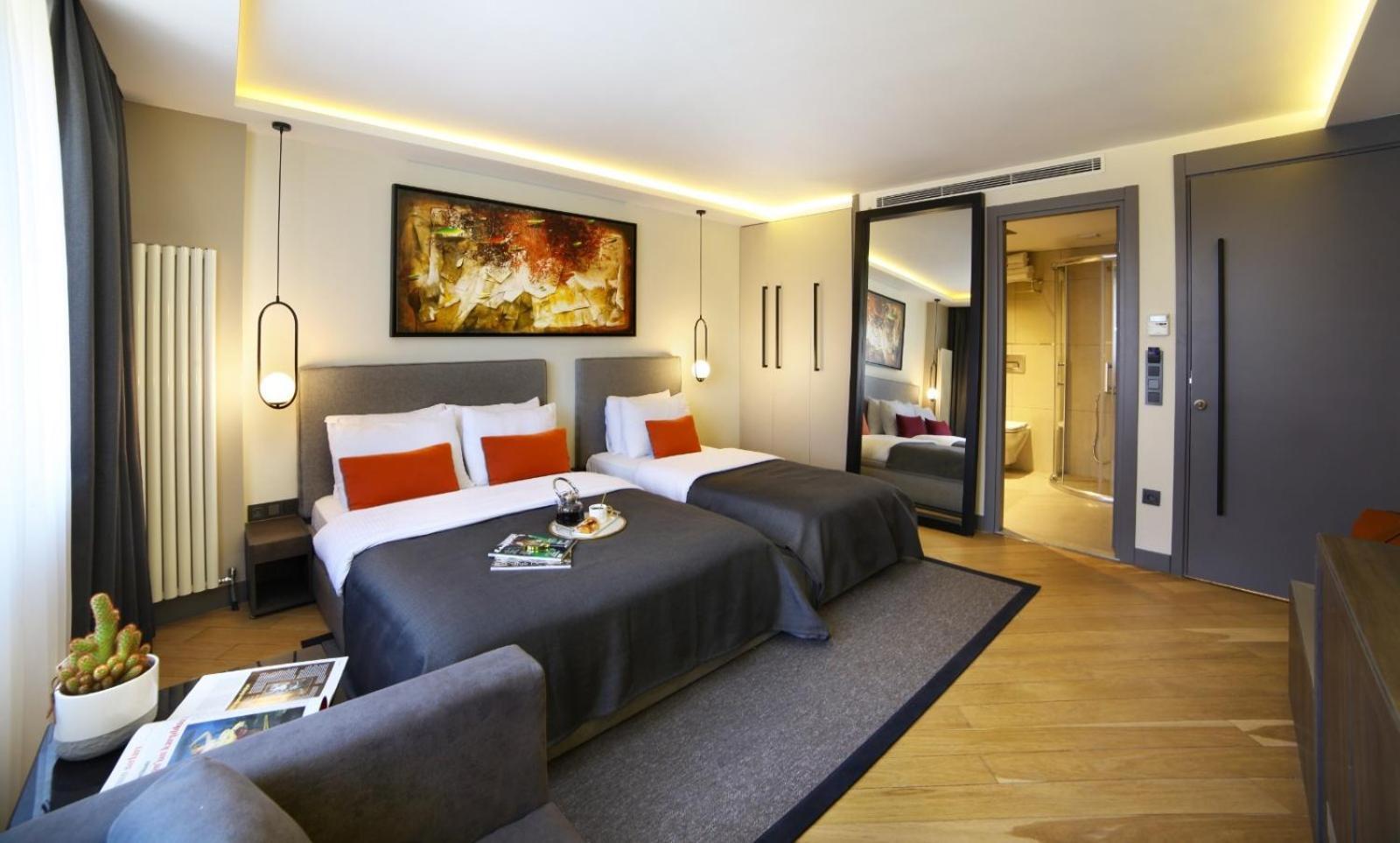 The Capital Suites Истанбул Екстериор снимка