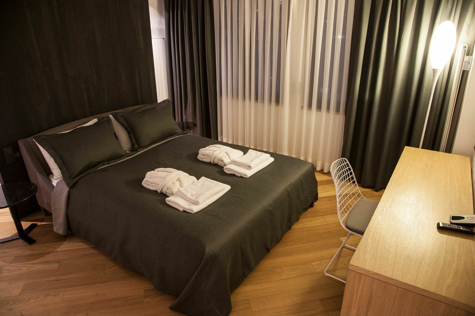 The Capital Suites Истанбул Екстериор снимка