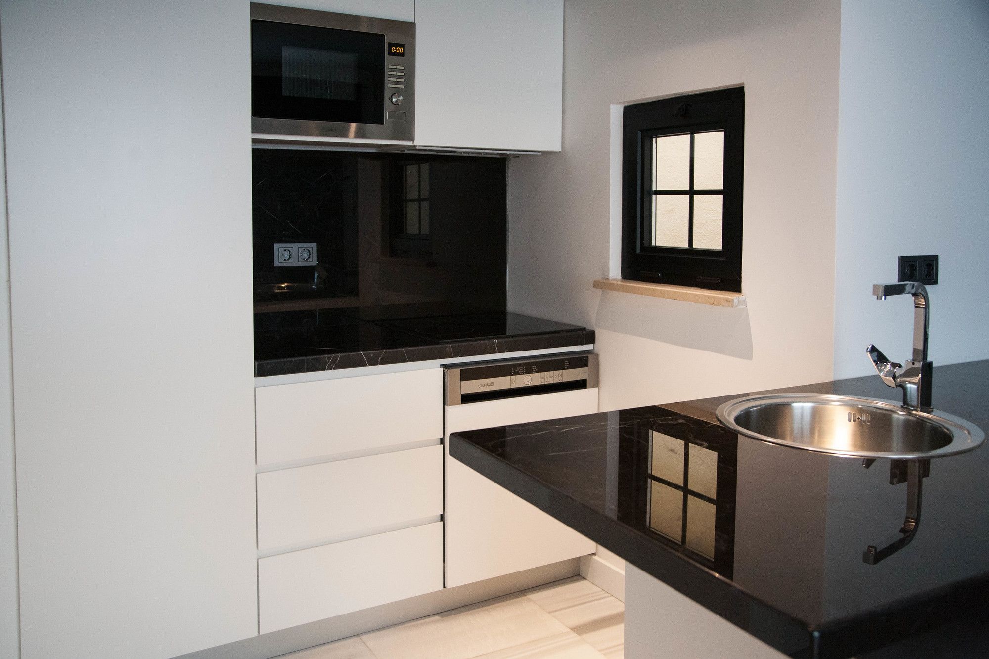 The Capital Suites Истанбул Екстериор снимка